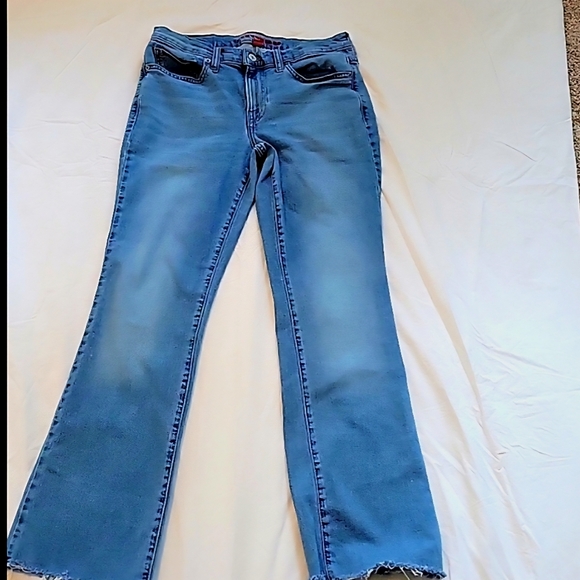 Lucky Brand Boitcut Jeans With Frayed Hem, Grunge, Distressed Size 10 - Picture 1 of 6